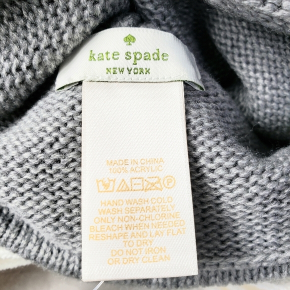 Kate Spade NY Gray Beanie and Glove Bow Boxed Set main image 4